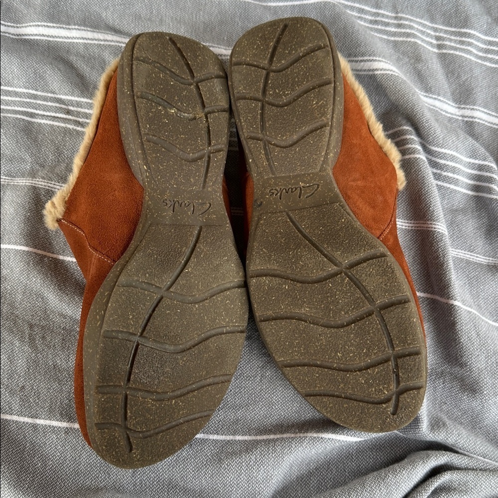 Clarks Women's Roseville Clogs‎ Shoes mahogany suede Size 11 - Picture 3 of 6